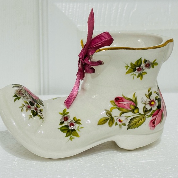 Vintage Old Foley Harmony Rose Porcelain Boot - Picture 8 of 8